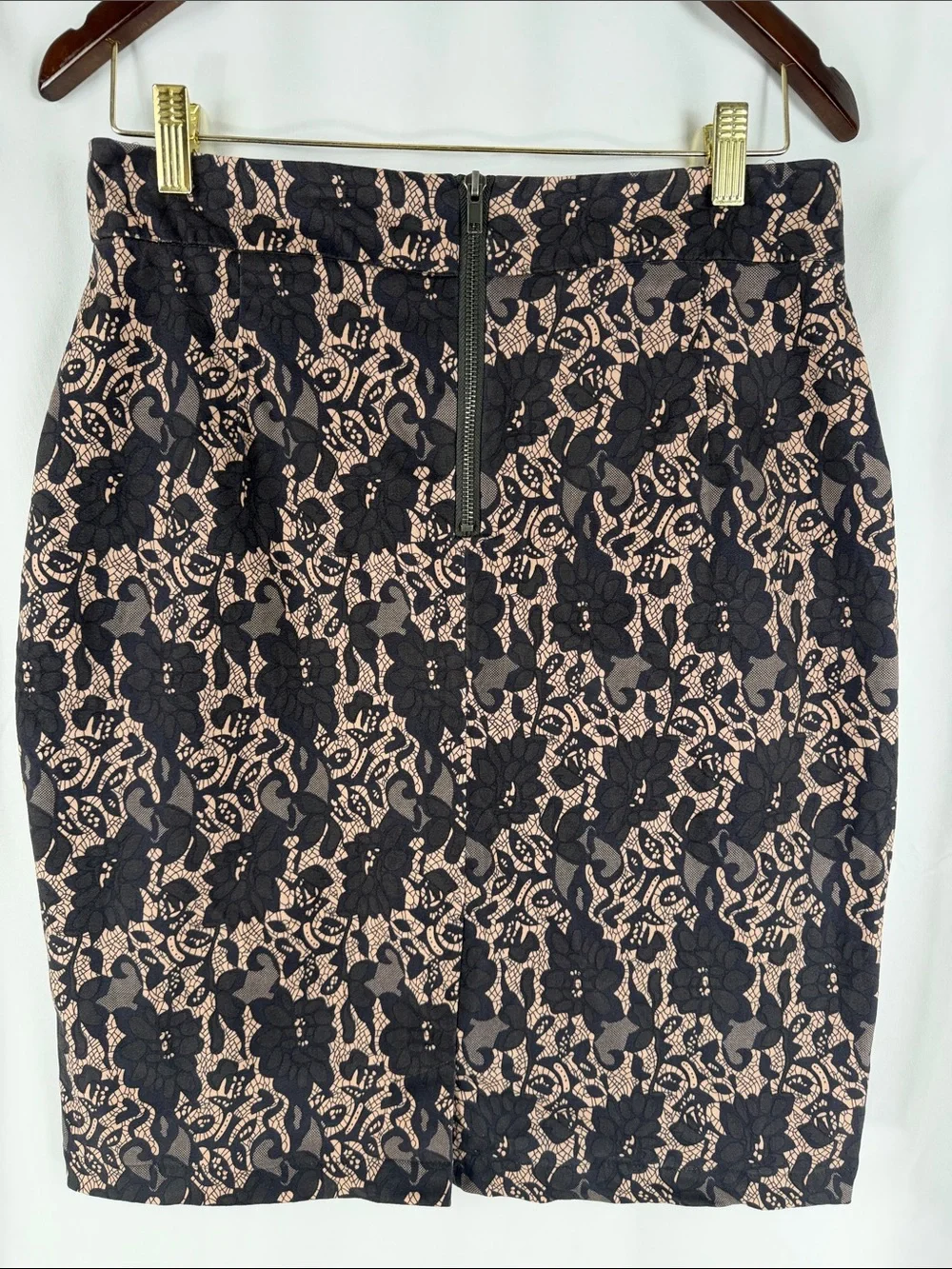 Mikarose Black & Blush Floral Lace Print Pencil Skirt Size Medium